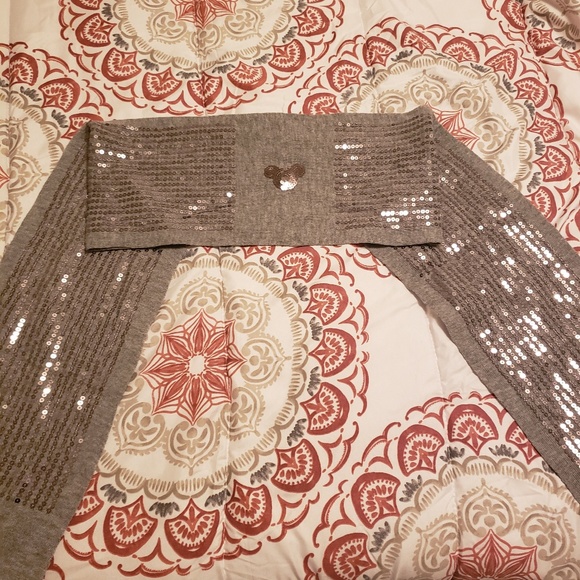 Scarf - Picture 3 of 3